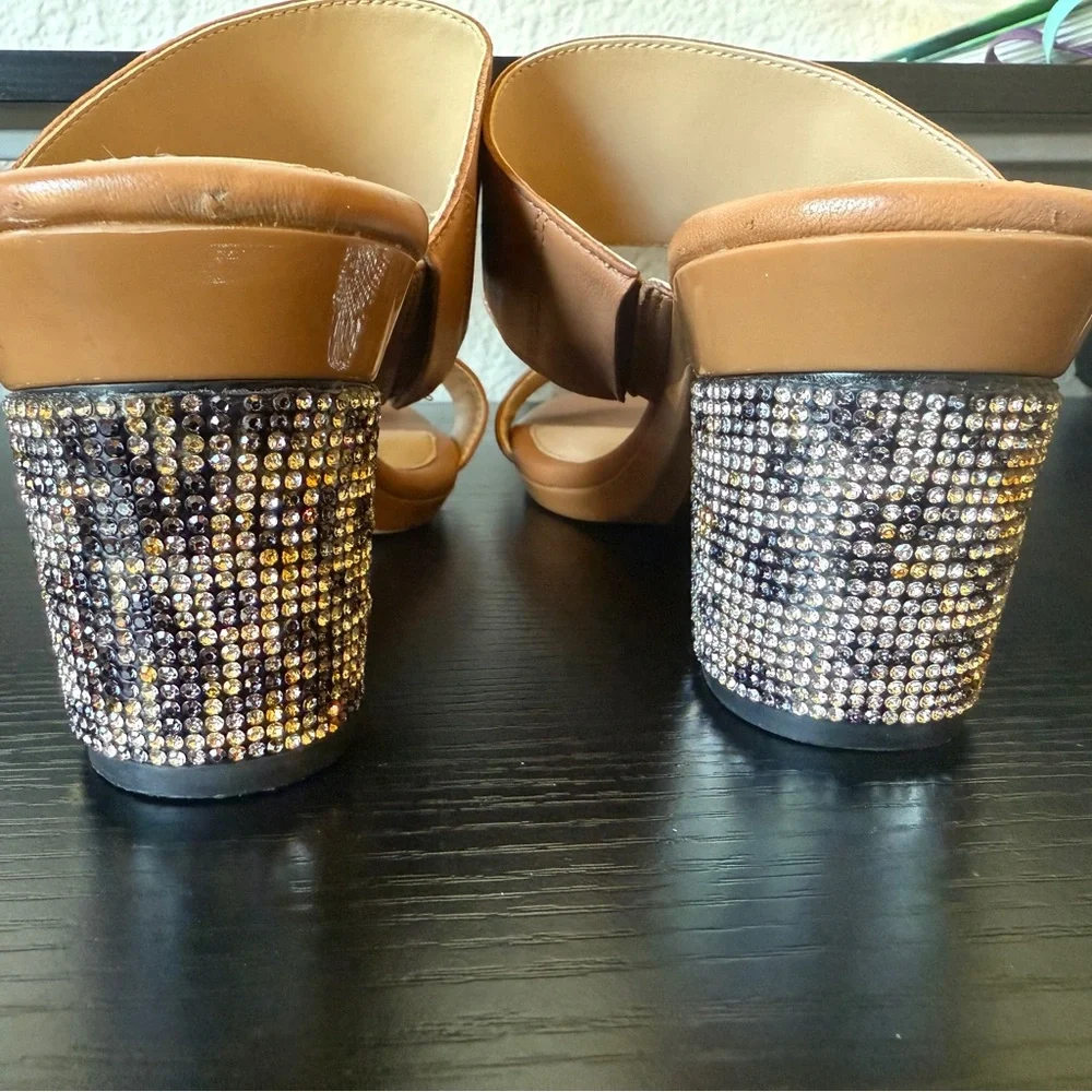 Pashion Footwear Glittering Black and Gold Heels - Picture 10 of 10